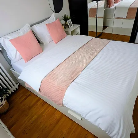 Entire 60M2 Apartment - Close To Paris - Parking - Kitchen - 2Min Rerb - Olympic'24 Bourg-la-Reine Exterior photo