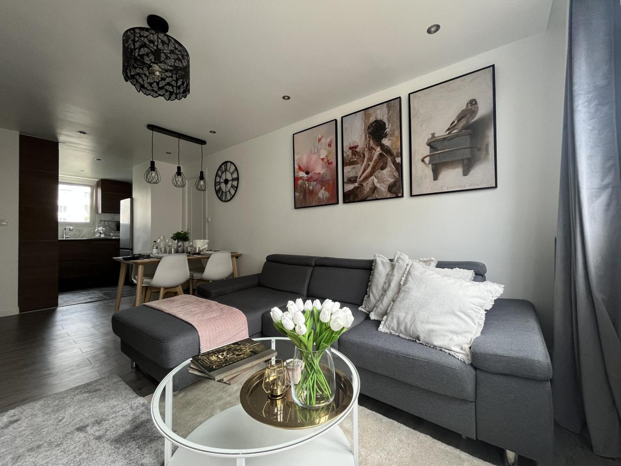 Entire 60m2 - Close To Paris - Parking - Kitchen - 2min Rerb - Olympic'24 Apartment