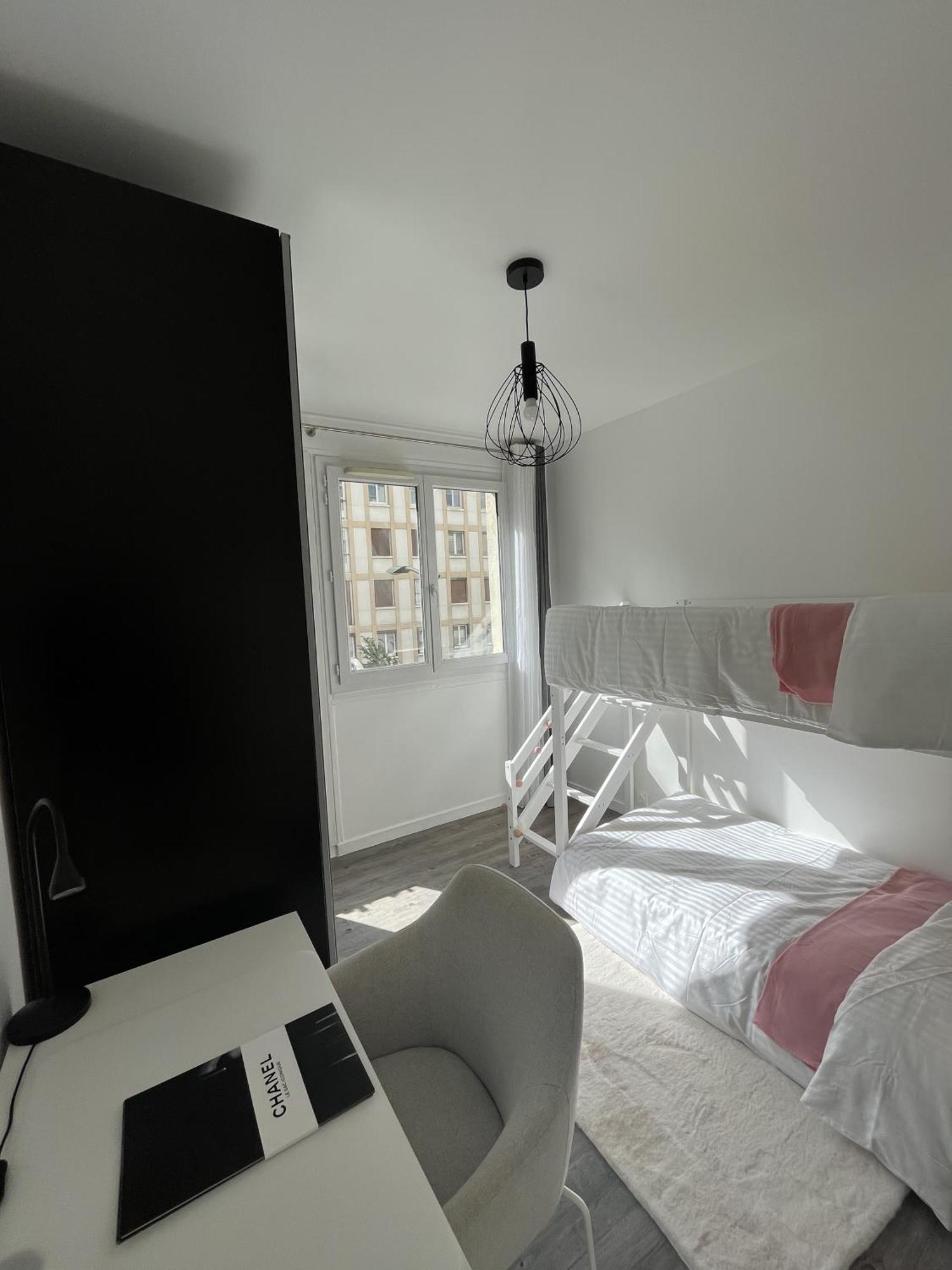 Entire 60m2 - Close To Paris - Parking - Kitchen - 2min Rerb - Olympic'24