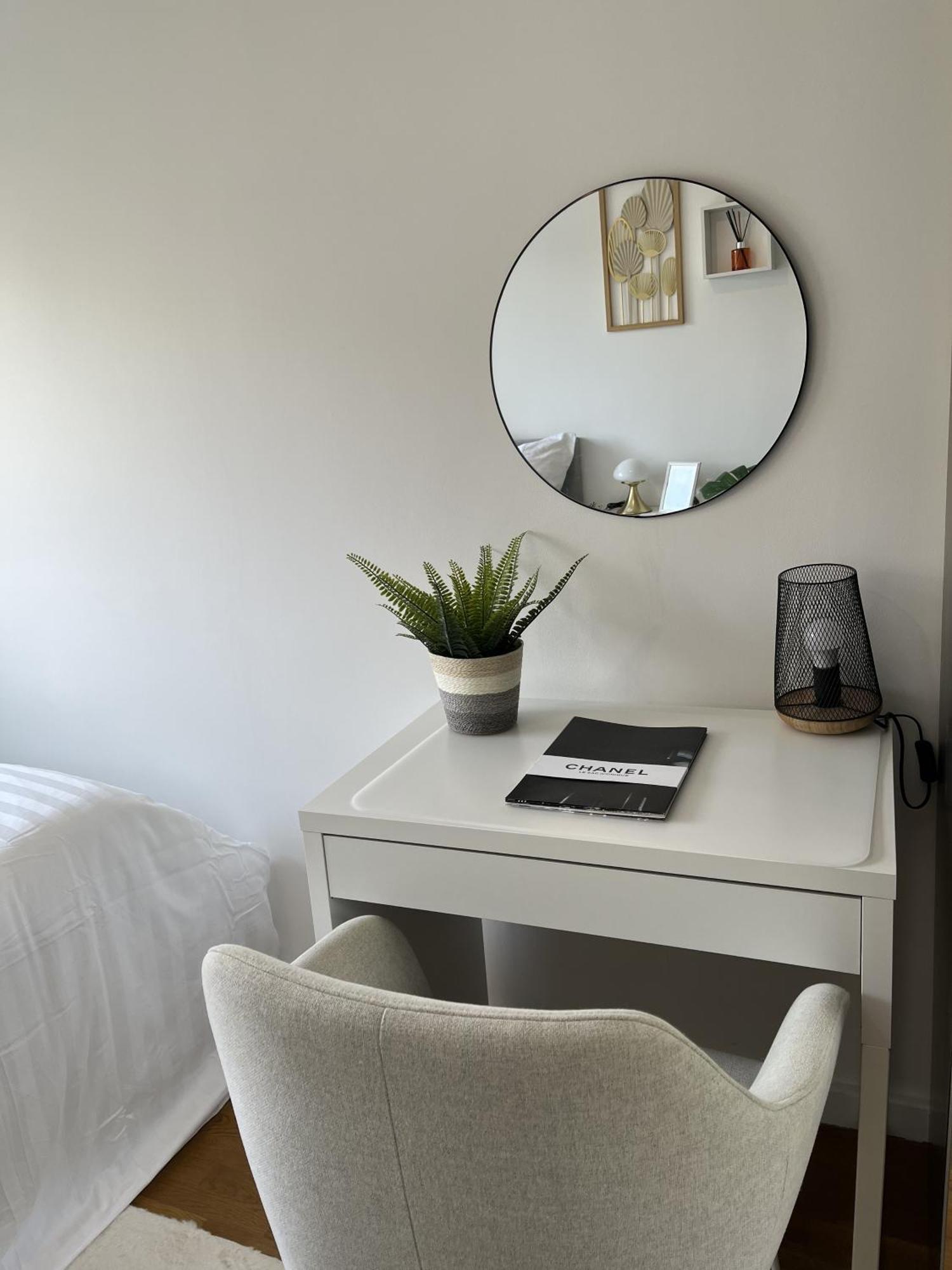 Entire 60m2 - Close To Paris - Parking - Kitchen - 2min Rerb - Olympic'24 Apartment Bourg-la-Reine