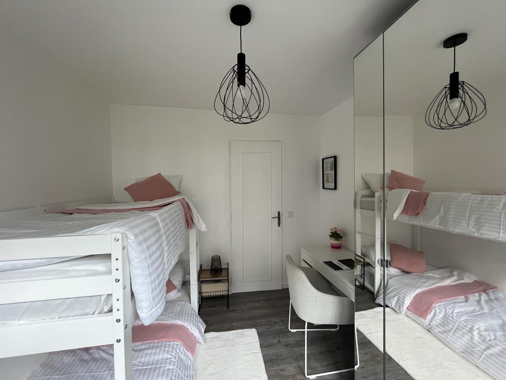 Apartamento Entire 60m2 - Close To Paris - Parking - Kitchen - 2min Rerb - Olympic'24 *